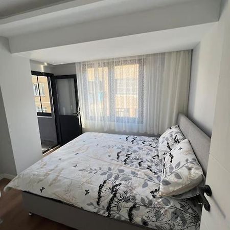 이스탄불 Zeytinburnu Merkezi Konumda, Sifir Daire & Esyalar 아파트 외부 사진